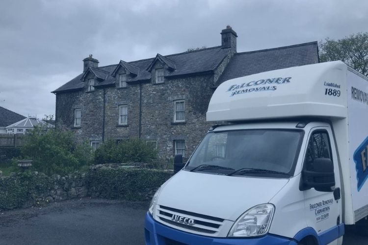 removal companies swansea