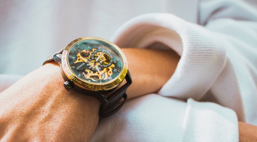 How to store a watch properly