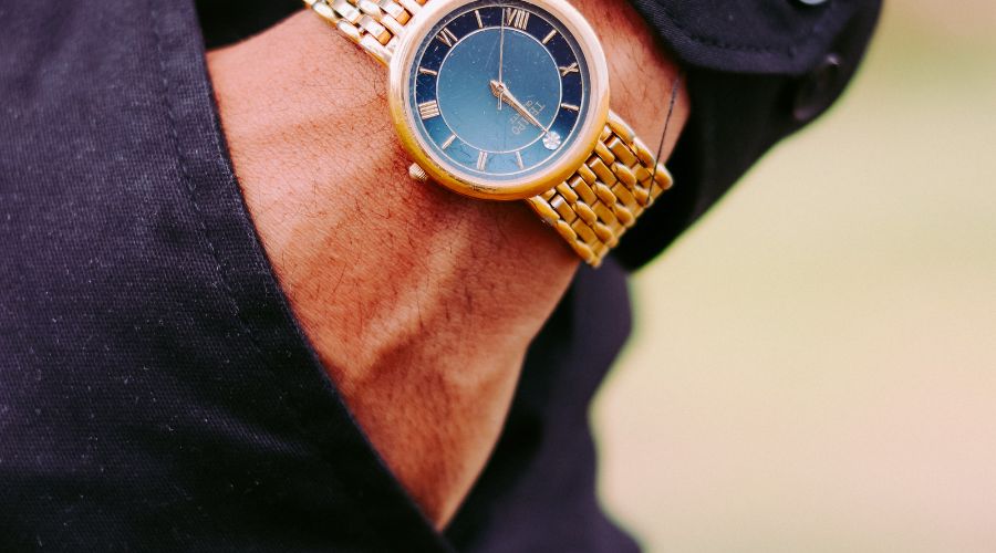 How to store a watch