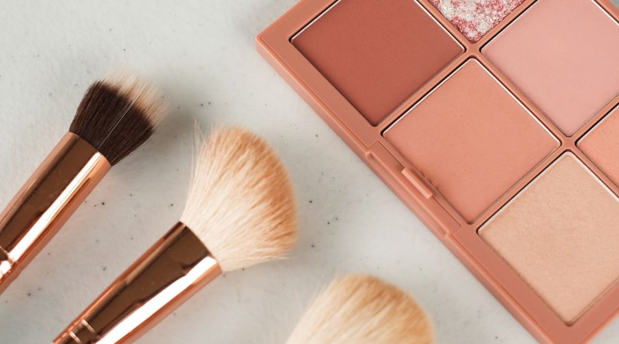 Packing makeup for moving